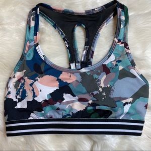 Abstract Sports Bra‎ Women’s Size medium colorful gym workout